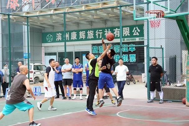 更是两支球